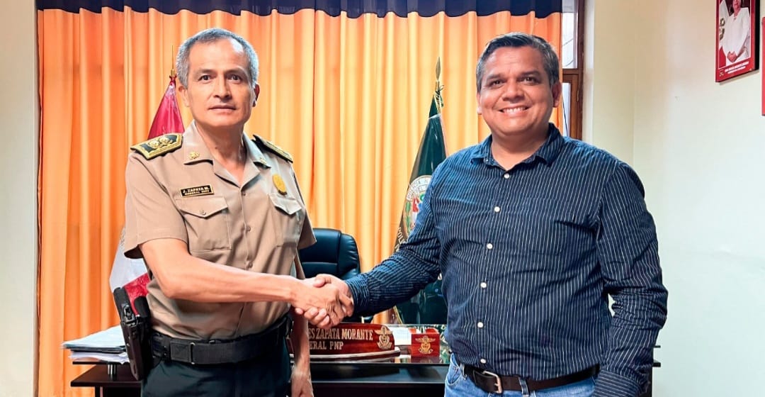 Tomando la sugerencia de empresarios alcalde de Punchana se reunió con Jefe Policial de Loreto