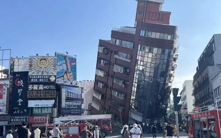 Terremoto destruye Taiwan