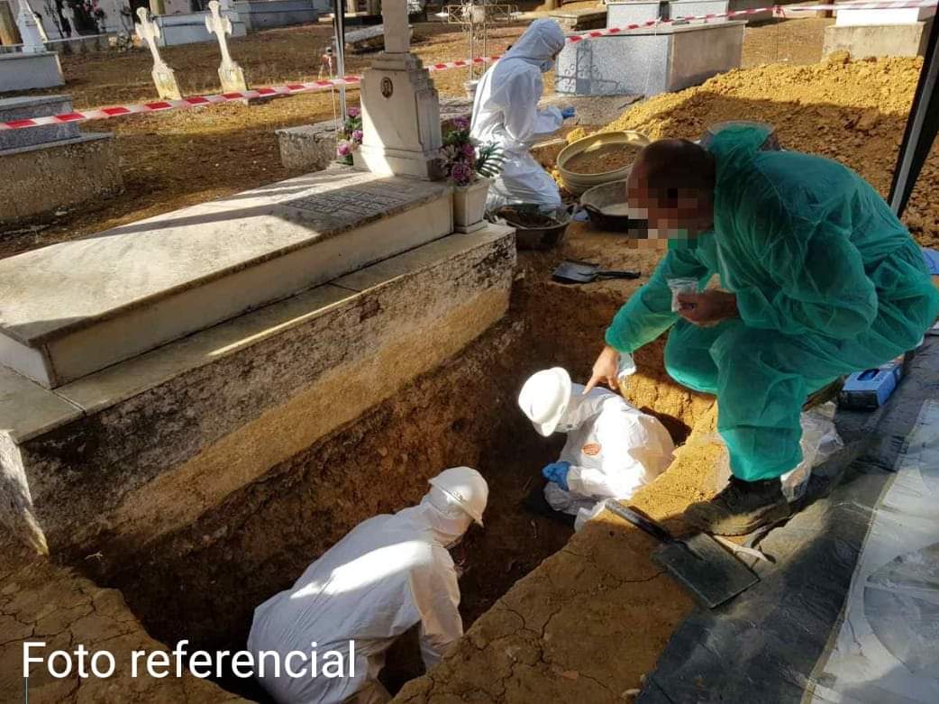 Fiscalía en derechos humanos realizó exhumación de cadáver