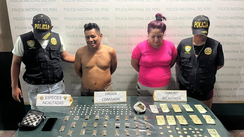 Agentes PNP del Grupo Terna Iquitos detienen a sujetos