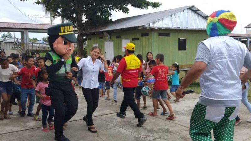 La policía comunitaria de Pebas juramenta junta vecinal