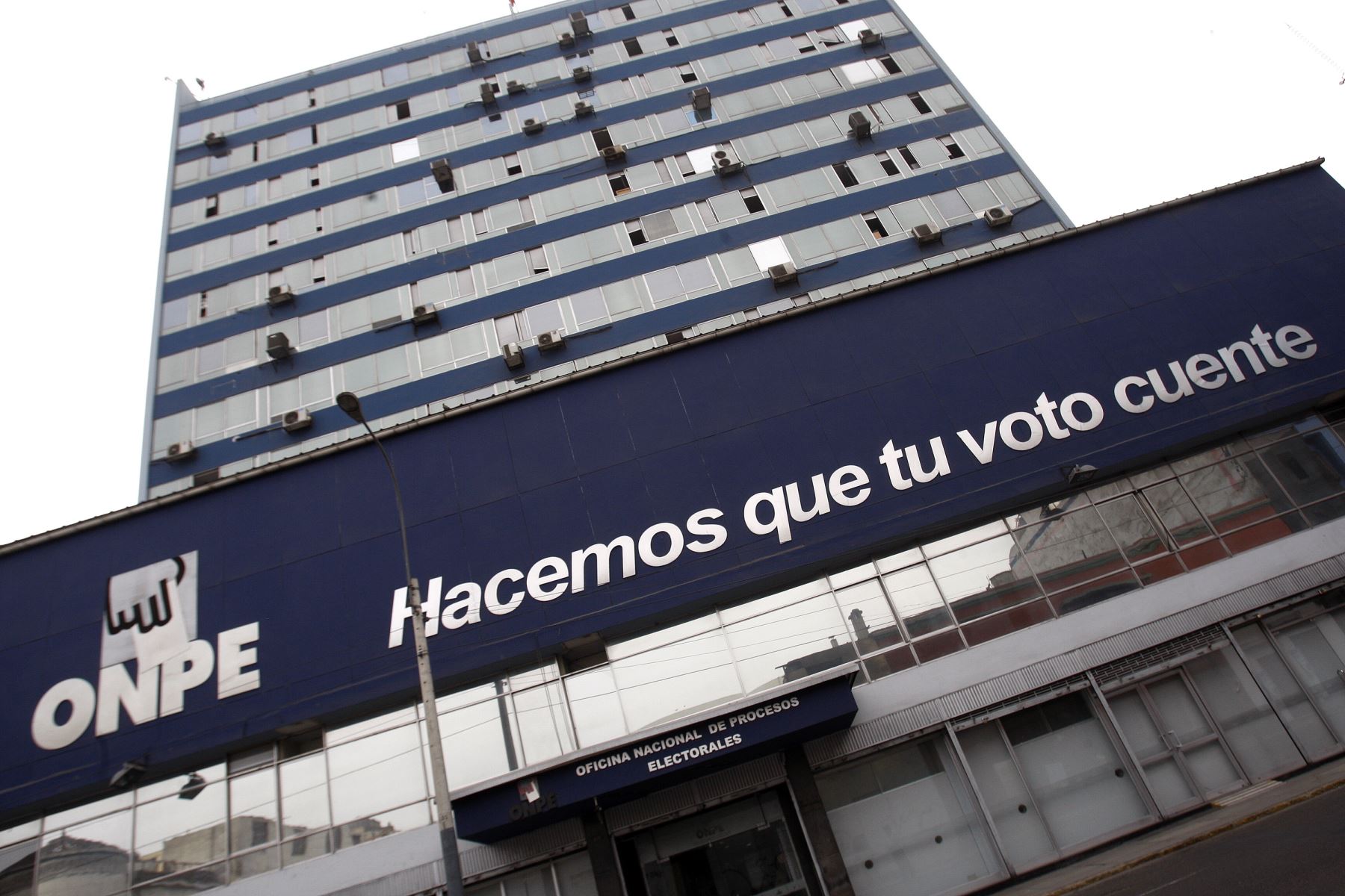 ONPE: presentan 420 solicitudes para adquirir kit electoral de revocatoria