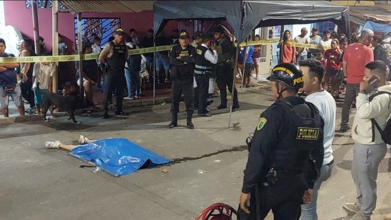 Hombre fue asesinado a balazos en plena calle