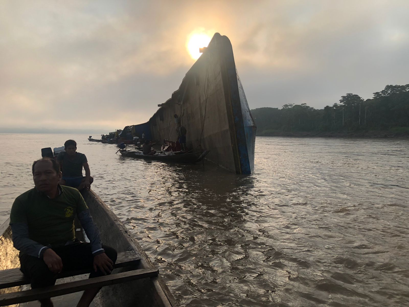 Embarcación se vuelca en el río Marañón debido a vaciante